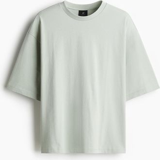 H&M T-Shirt in Oversized Fit - Green