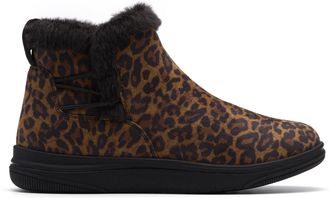 Clarks Breeze Fur in Brown Textile
