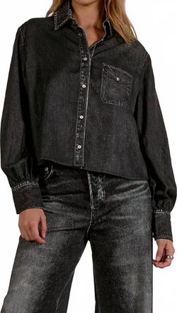 Elan Julia Button Down Top In Grey Wash