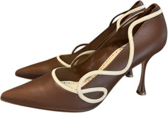 Manolo Blahnik Womens Oyounak Gala Rial 90 Heels In Brown