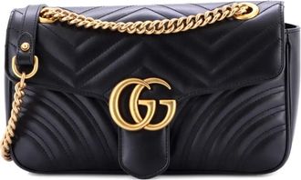Gucci GG Marmont Flap Bag Matelasse Leather Medium shoulder bag - Zwart