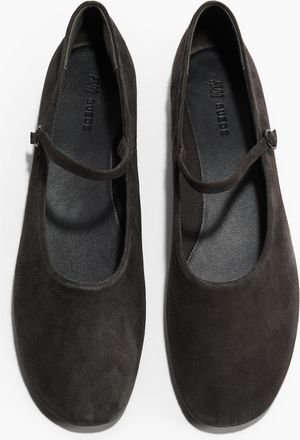 H&M Mary-Janes aus Veloursleder - Green