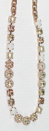 Mariana Womens Cookie Dough Necklace In Pearl