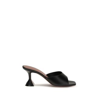 Amina Muaddi Zwarte Lam Ovis Aries Stiletto Hakken Sandalen