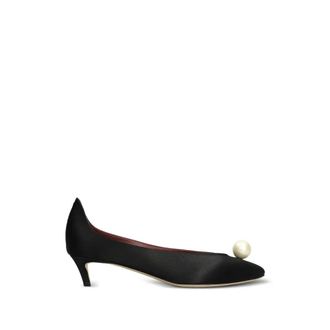 Magda Butrym Kitten Heel met Parel - Dames - Schoenen - Zwart - Maat: 40 EU Zijde