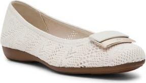 Anne Klein Akudita Flat in Cream at Nordstrom Rack, Size 9.5