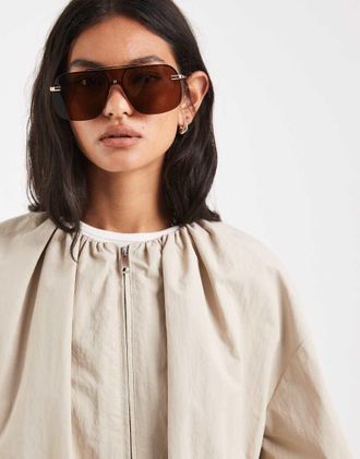 Asos Bomber in nylon color avena con fondo a palloncino taglio corto-Neutro