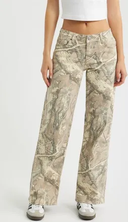 YMI Britney Camo Low Rise Wide Leg Jeans in Sand Camo at Nordstrom, Size 13