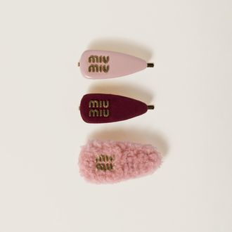 Miu Miu Set of leather, suede, and shearling hair clips