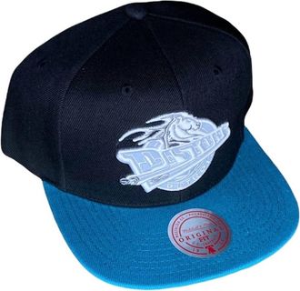 Mitchell & Ness Mens Nba Hwc Detroit Pistons Team Reflective Snapback Cap In Black/teal