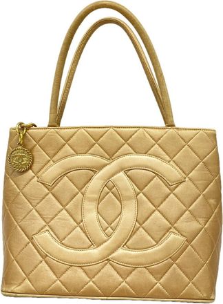 Chanel Beige Leather Tote Bag (Pre-Owned)