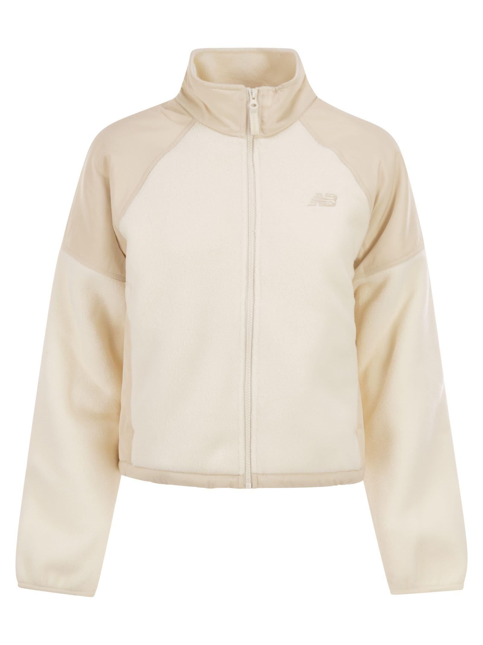 New Balance Jackets − Sale: up to −23% Stylight