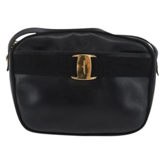 Ferragamo Pre-owned Cross Body Bags, female, Black, Size: ONE SIZE Pre-owned Vara Bow Camera Shoulder Bag