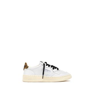 Autry Aulw Oc01 Sneaker - female - Autry - Sneakers - White - 7 UK - Shoes