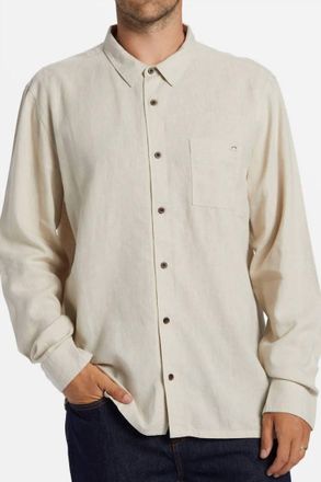 Billabong Ricardo Long Sleeve Woven Shirt In Berry