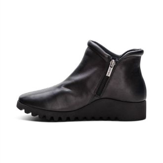 Aetrex Womens Zoey Slip-On Boots In Black Leather