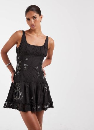 Asos Vestito corto color antracite slavato con scollo rotondo, pannelli in pizzo trasparente e decorazioni floreali-Grigio