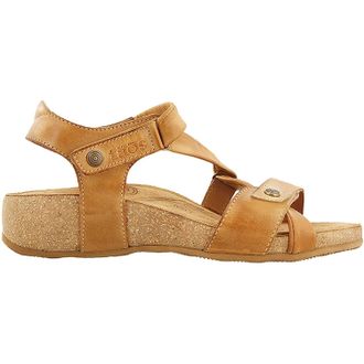 Taos Womens Universe Backstrap Sandals In Camel