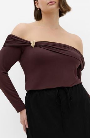 City Chic Ruched Off the Shoulder Top in Chocolate at Nordstrom, Size Xxxs