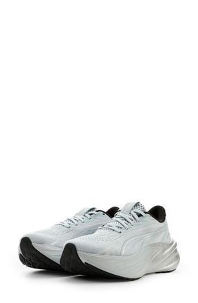 Puma Maxima Pro Sneaker in Lucite/Puma Silver at Nordstrom Rack, Size 7.5