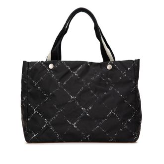 Chanel Tote Bag Gequilt Nylon