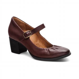 Aetrex Womens Sara Pump Heels In Burgundy