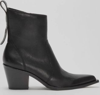 Oncept Womens Nashville Boot In Black