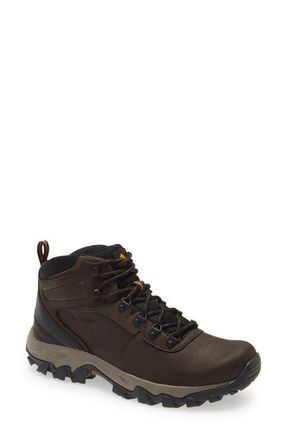 Columbia Newton Ridge Plus II Waterproof Hiking Boot in Cordovan/Squash at Nordstrom, Size 10.5