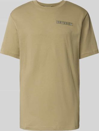 adidas Originals T-Shirt mit Rundhalsausschnitt und Label-Print in Khaki, Gr&ouml;&szlig;e XS