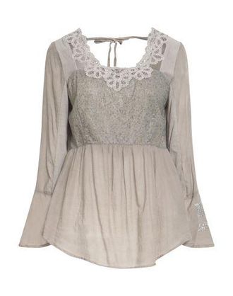 Daniela Dallavalle Tops