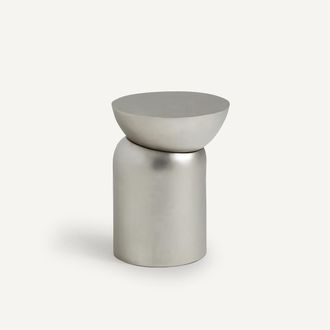 AM.PM Bijzettafel in gegoten aluminium, Fraulino