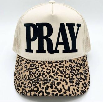 OTTO Unisex - Pray Canvas Trucker Hat In Beige/leopard