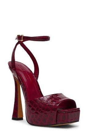 Steve Madden Sass Ankle Strap Platform Sandal in Red Croco at Nordstrom Rack, Size 7.5