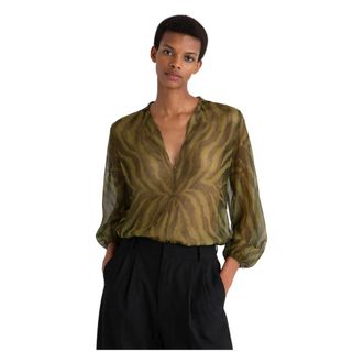 Akep Blouses, female, Green, Size: S Animalier Over Blouse