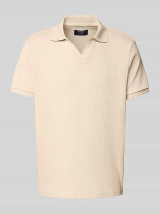 Mc Neal Regular Fit Poloshirt mit V-Ausschnitt in Beige, Gr&ouml;&szlig;e XL