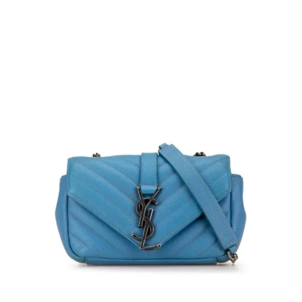 Saint Laurent正規品/送料関税込み NIKI SADDLE BAG Saint Laurent Niki Saddle Bag | Black | FARFETCH