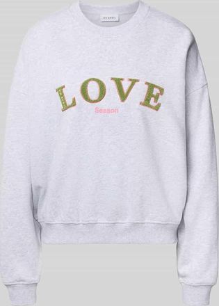 Oh April Sweatshirt mit Statement-Stitching und Rundhalsausschnitt in Mittelgrau Melange, Gr&ouml;&szlig;e XL