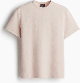 H&M T-Shirt aus Strukturstrick in Regular Fit - Pink