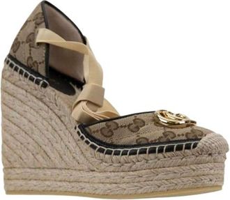 Gucci Beige GG Wedges Size 37