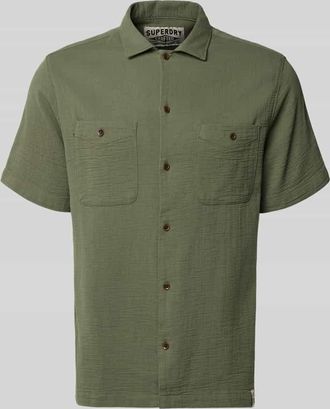 Superdry Regular Fit Freizeithemd mit Kentkragen und Brusttaschen in Oliv, Gr&ouml;&szlig;e XXXL