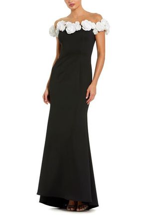 Mac Duggal Stretch Crepe Mermaid Gown With 3D Flowers in Black Cream at Nordstrom, Size 14