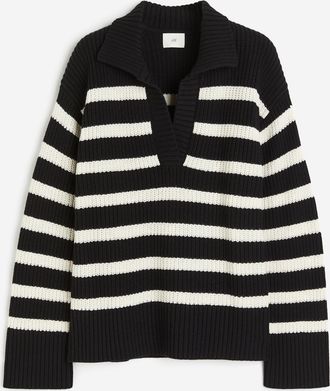 H&M Polopullover in Rippstrick - Schwarz