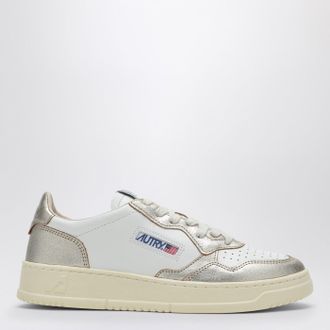 Autry Sneaker Medalist Low in pelle bianca/platino