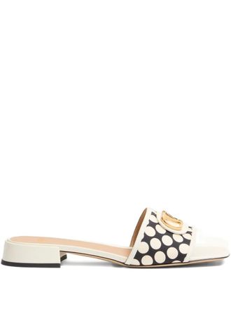 Valentino Garavani Vlogo-signature detailed sandals - women - Calf Leather/Calf Leather/Goat Skin - 36.5 - White