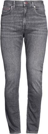Tommy Hilfiger HOSEN & R&Ouml;CKE - Jeanshosen auf YOOX.COM