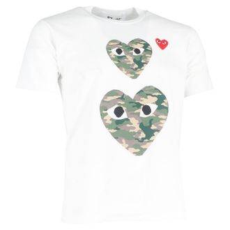 Comme Des Gar&ccedil;ons Comme Des Garcons Play Camouflage Double Heart T-shirt in wit katoen