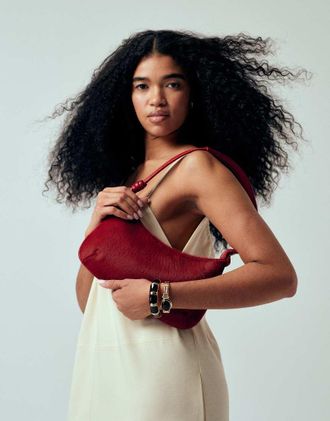 Asos Borsa da spalla in pelle rossa effetto cavallino-Nero