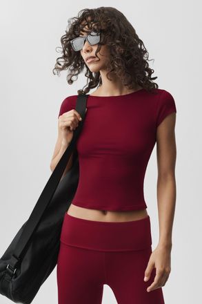 Alo Alosoft Back For More T-Shirt in Summer Romance Red, Size: Medium