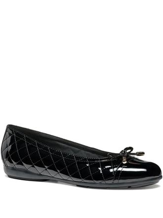 Geox quilted-effect bow ballet flats - women - Other fibres/Synthetic Rubber/Other fibres - 39.5 - Black