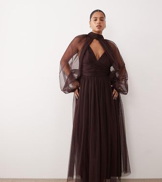 Lace & Beads Plus Vestito lungo in tulle color cioccolato con maniche rimovibili-Marrone